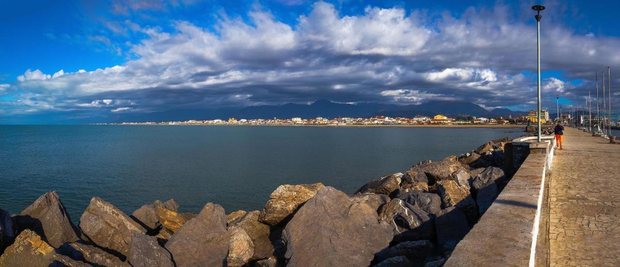 Apartamento Tra Puccini Ed Il Mare Torre del Lago Puccini Exterior foto